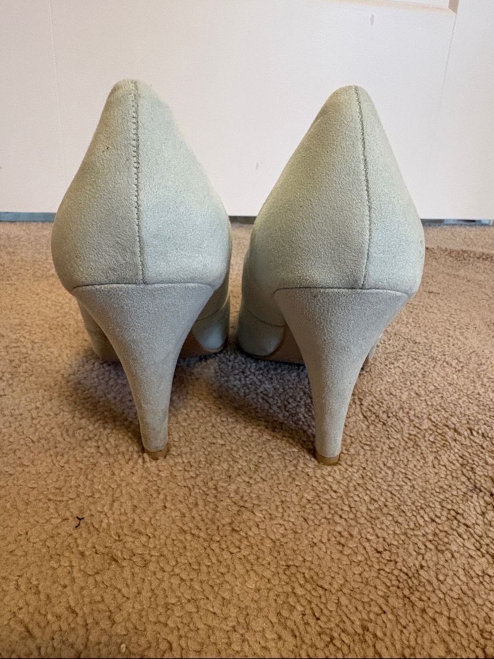 Mint faux-suede pumps - Picture 3 of 3